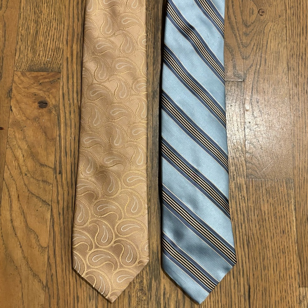 DKNY Metallic Tone Men’s Necktie Set